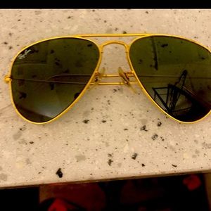 Ray bam sunglasses fairly new.